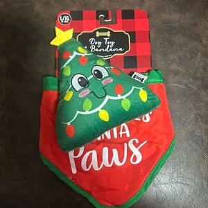 WOOF CHRISTMAS HOLIDAY DOG TOY/BANDANA SET: NEW WITH TAGS: SIZE L/XL